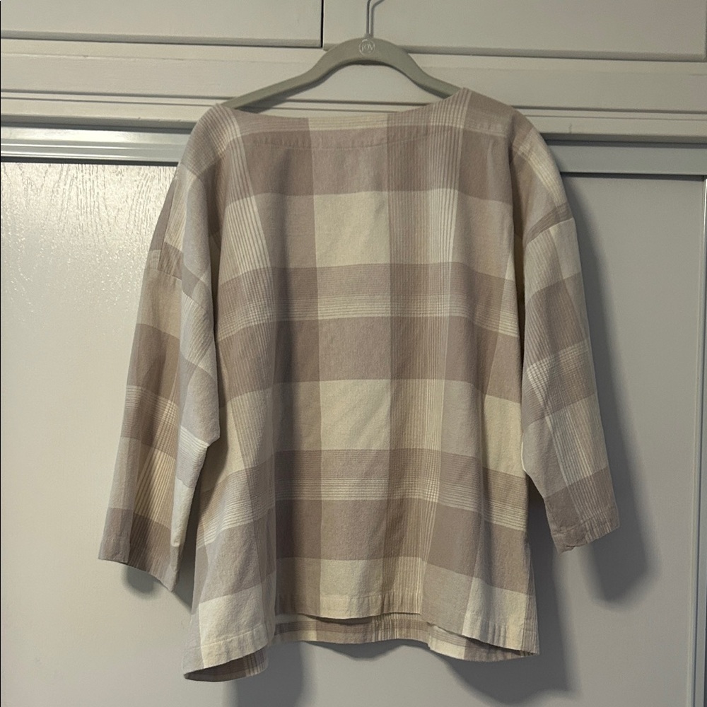 Black Crane flannel/plaid top